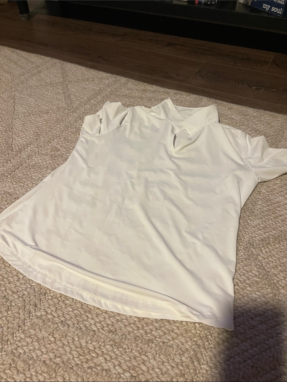 Classic White Short-Sleeve Polo Top - Women's